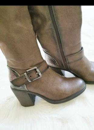 Стильні чоботи graceland коричневого кольору.3 фото