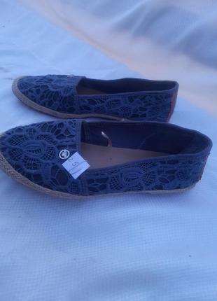 Балетки еспадрилії