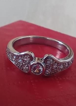 Каблочка, кольцо, обруч