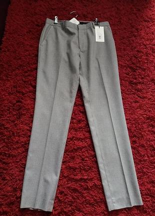 Брюки женские.