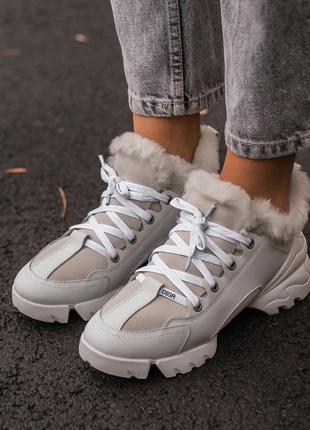 Зимние женские кроссовки