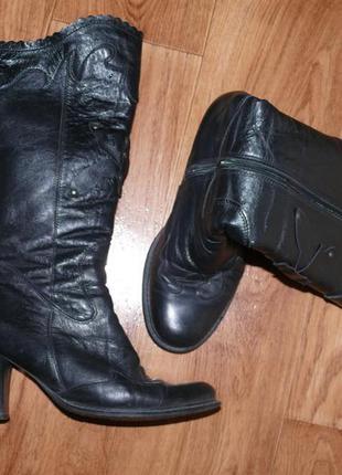 Чоботи зимові, класні, 38 р-р на овчині