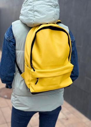 Желтый маленький рюкзак повседневный удобный универсальный