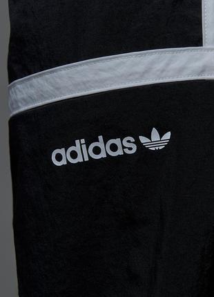 Брюки спортивные демисезонные sri adidas originals clr84 woven tp3 фото