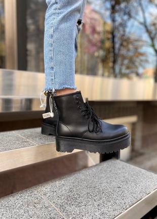 Жіночі ботинки мартінси на платформі dr.martens jadon black3 фото