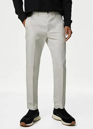Легкие брюки чинос slim fit