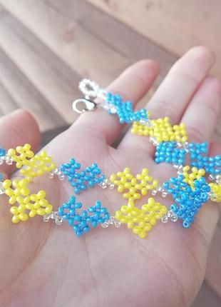 Патриотический чокер из бисера сердце украина