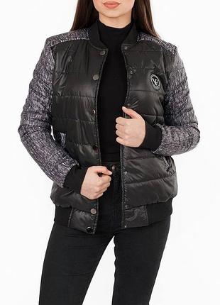 Демисезонная куртка-бомбер на кнопках, чёрно-серая