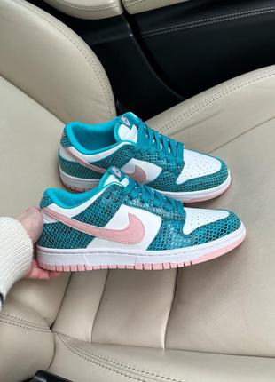 Крутые женские кроссовки nike sb dunk low washed teal snakeskin змеиные