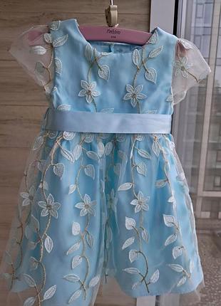 Нарядное платье с вышивкой  monsoon на годик 6-12мес