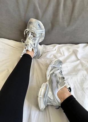 Balenciaga 3 xl dirty white