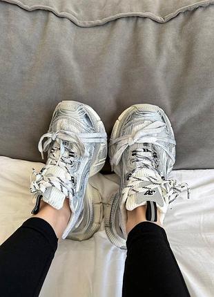 Balenciaga 3 xl dirty white
