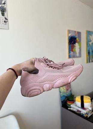 Кросівки рожеві пудрові yeezy ozweego adidas1 фото