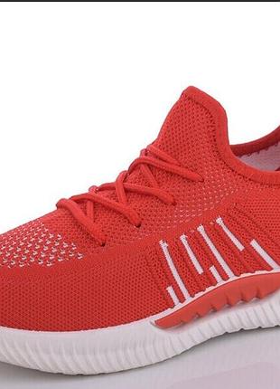 Шикарные кроссовки 37-38 р.