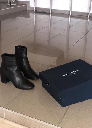 Черевики на підборах