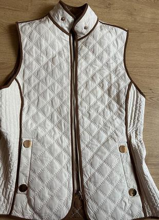 Розпродаж брендового одягу, жилет жіночий