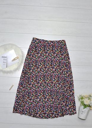 Красива плісерована юбка міді в квіти new look.1 фото