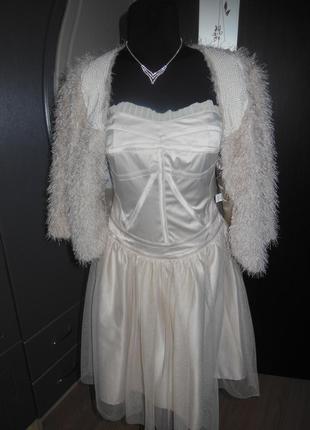 Платье бандо с пышной фатиновой юбкой5 фото