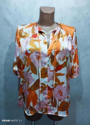 493.ефектна блузка в ніжний квітковий принт люкс бренду з німеччини hugo boss