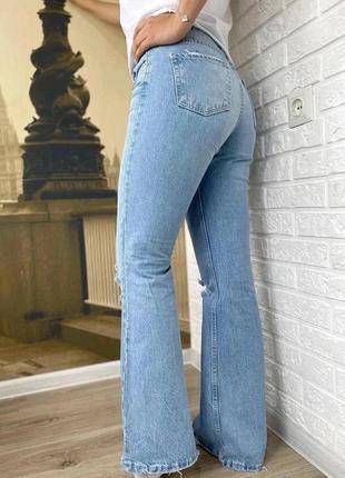 Женские голубые синие рваные джинсы джинсовые брюки рванка клеш4 фото