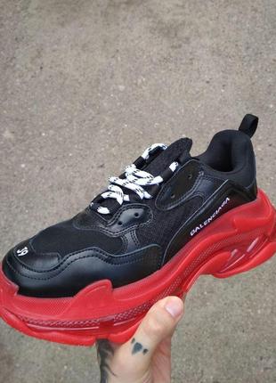 Кроссовки balenciaga triple s clear sole black red5 фото