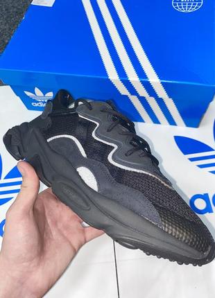 Кроссовки adidas ozweego