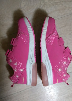 Кросівки дитячі рожеві4 фото