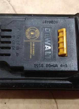 Аккумулятор батарея dewalt dcb201 оригинал 3