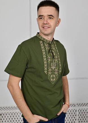 Мужская футболка вышиванка в цвете хаки
