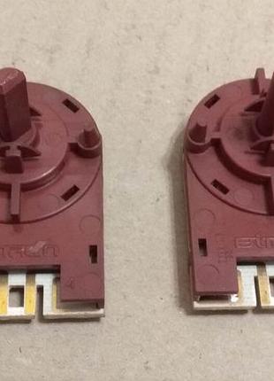 Регулятор потенциометр c0083905 indesit, ariston