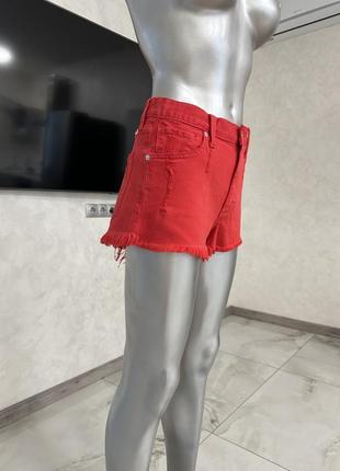 Джинсовые шорты красные2 фото
