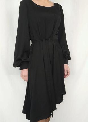 Черное платье с поясом и асимметричным низом2 фото