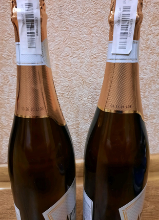 Артемівське шампанське вир-во бахмут. ексклюзив, оригінал5 фото