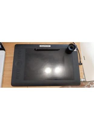 Легендарний графічний планшет wacom intuos m pro