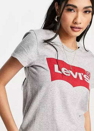 Стильная футболка levi's оригинал2 фото