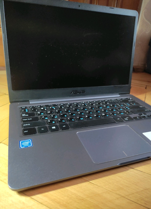 Asus (l406m) - ноутбук