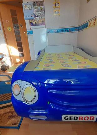 Ліжко дитяче машина