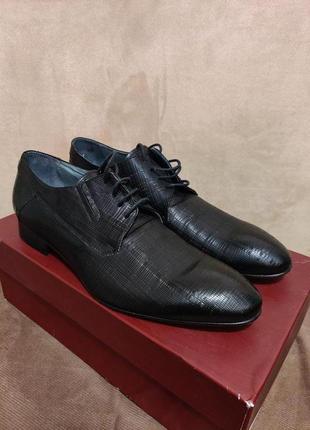 Нові італійські туфлі jb willis (чоловічий, оригінал, шкіряні)1 фото
