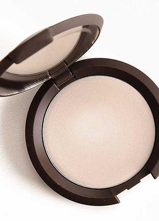 Кремовый хайлайтер becca shimmering skin perfector poured cream
