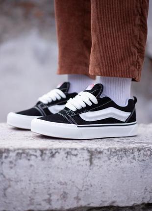 Жіночі кеди vans knu skool black white1 фото