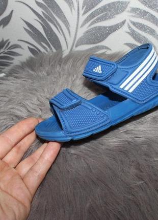 Adidas босоножки 16 см стелька1 фото