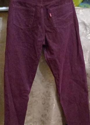 Мужские джинсы. цвет бордовый.