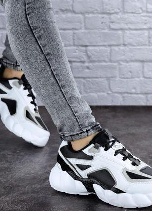Жіночі кросівки літні білі bruno2 фото