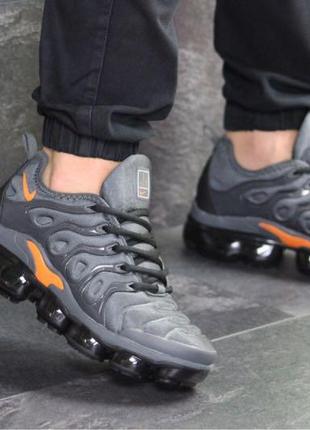 Чоловічі кросівки сірі air vapormax plus