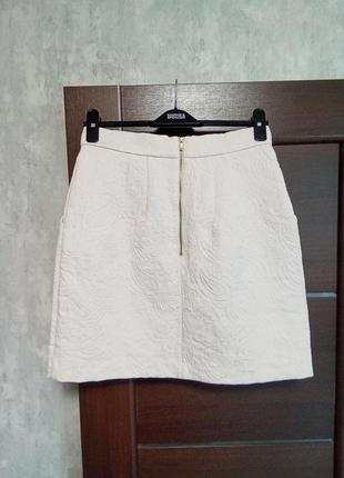 Брендовая новая красивая юбка из фактурной ткани р.12-14.3 фото