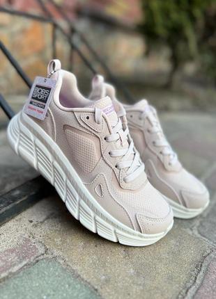 Гарнющі невагомі текстильні кросівки skechers /сша/ пастельного відтінка nude