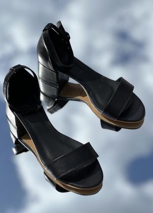 Женские босоножки на каблуке чёрные натуральная кожа замша под заказ 36-43р все цвета5 фото