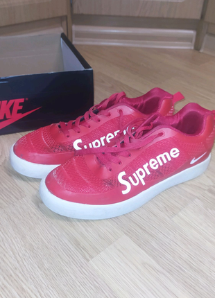 Кеды nike supreme