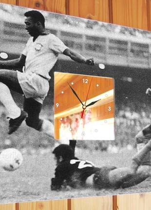Декоративний годинник з футбольною тематикою "пеле" (c03352)2 фото