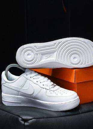 Nike air force 1 белые1 фото